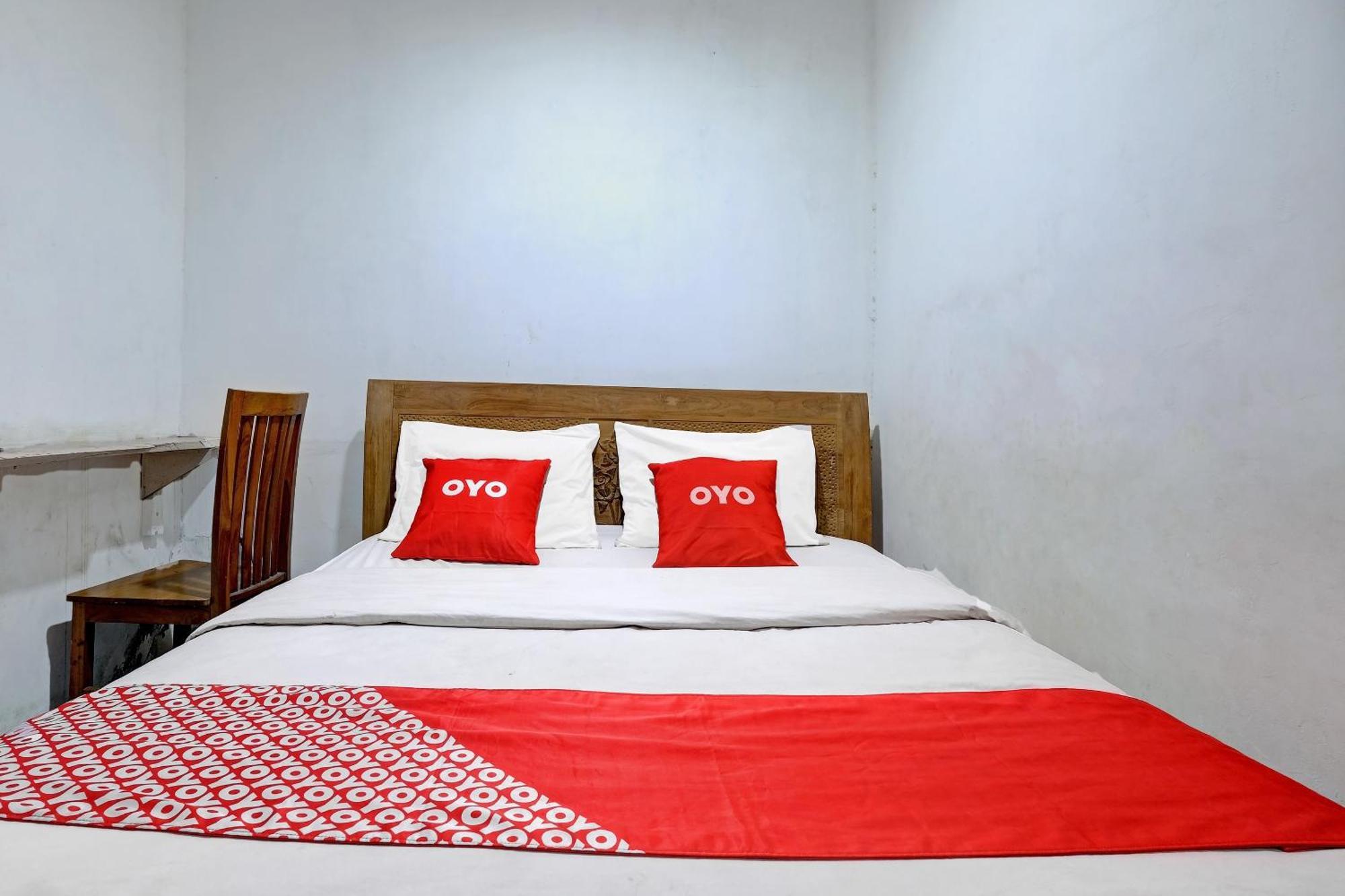 Oyo Life 92877 Hotel Rainbow 7296 Semarang Luaran gambar