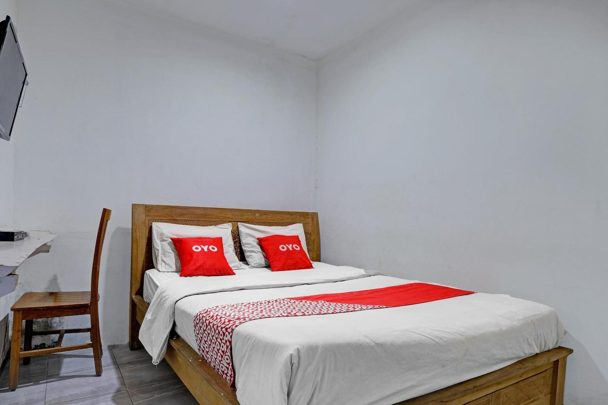 Oyo Life 92877 Hotel Rainbow 7296 Semarang Luaran gambar